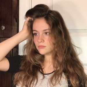 Meet your Posher, Cora